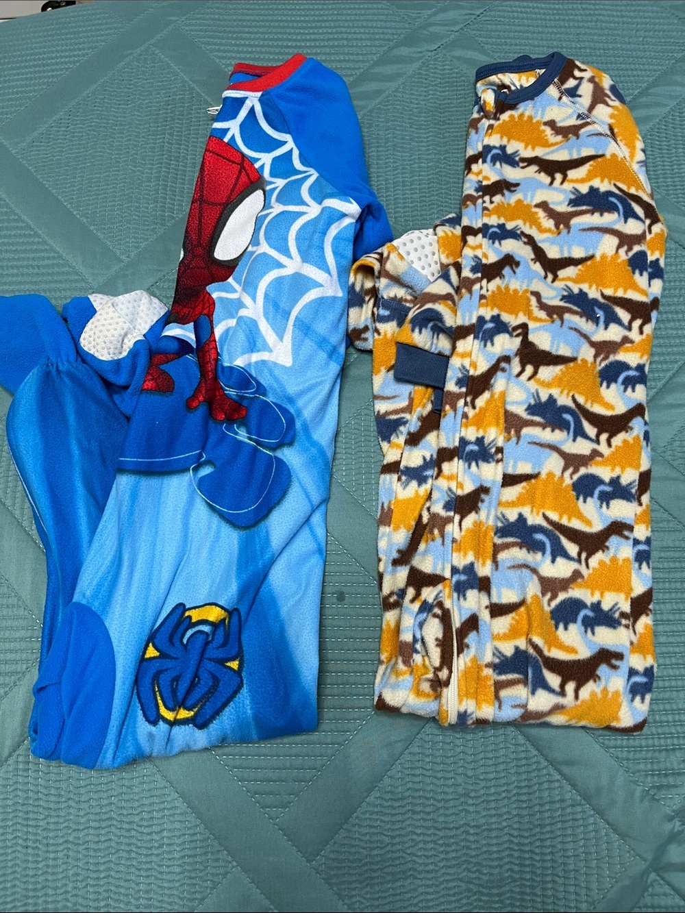 Marvel Spider-Man Blue and Yellow Dinosaur Fleece Sleep onesies Set